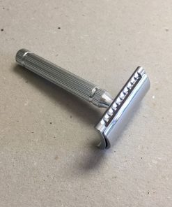 Fatip Piccolo Chrome Gentle Closed Comb