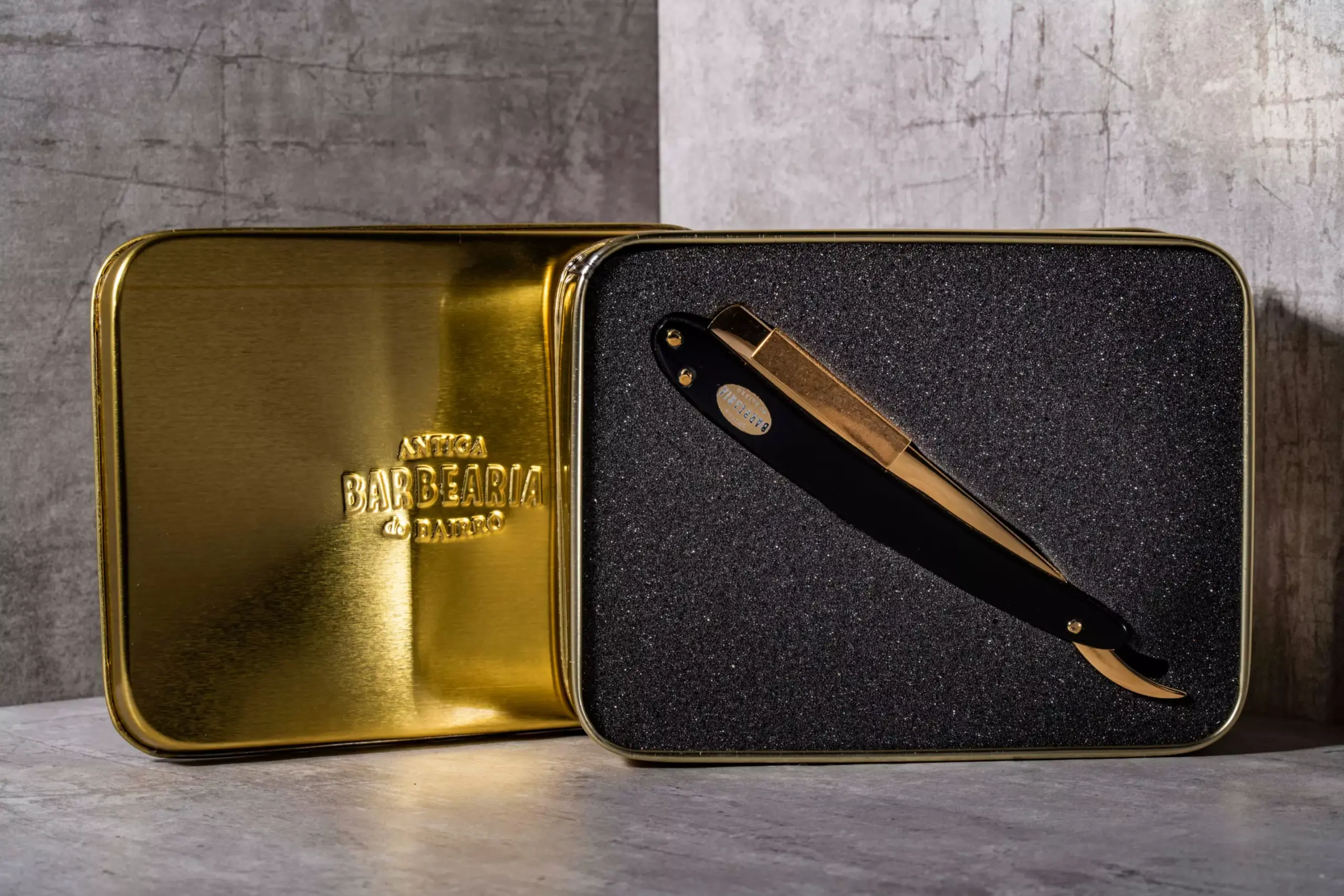 Antiga Barbearia de Bairro 5th Anniversary Shavette